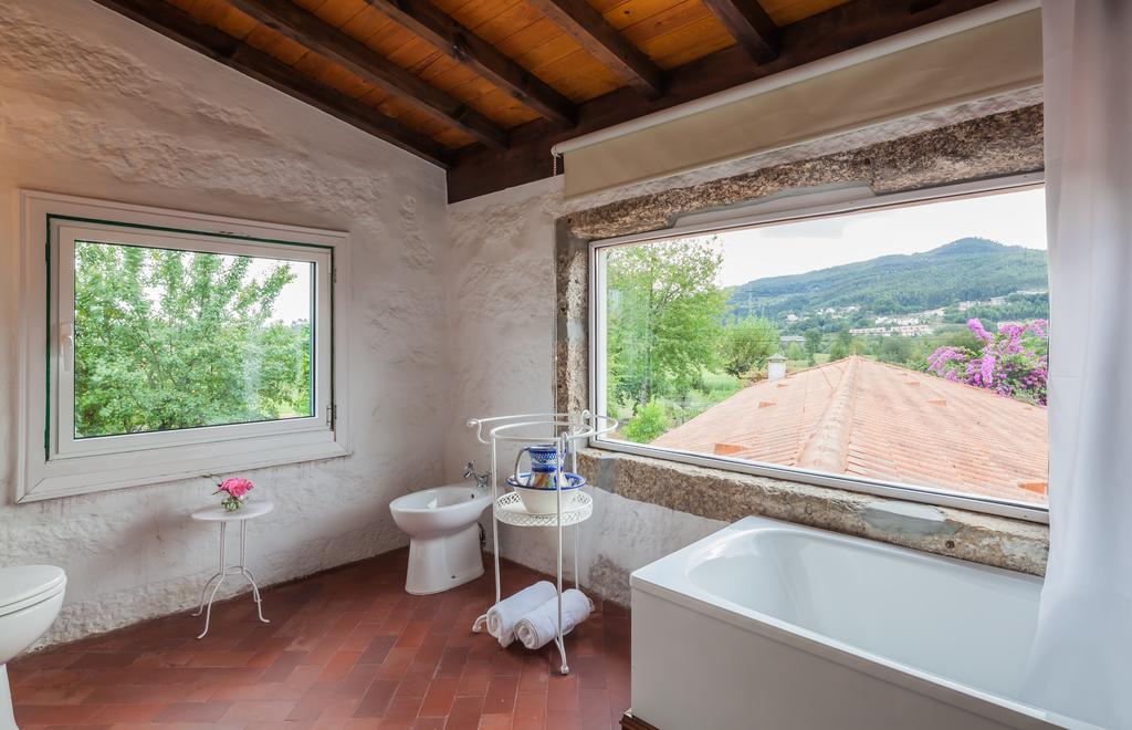 1720 Quinta Da Cancela - Winery & Farmhouse ギマランイス 部屋 写真