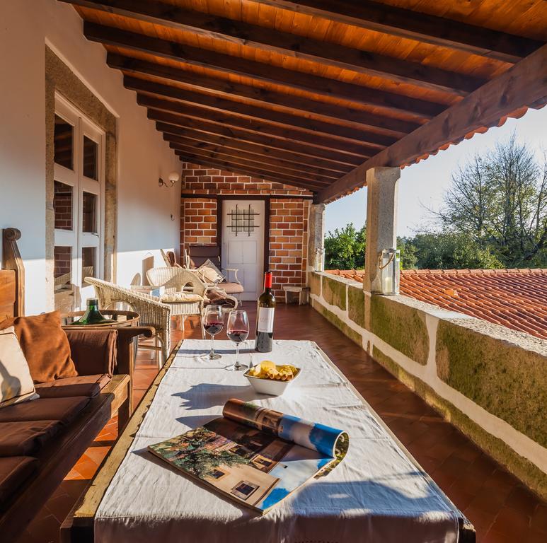 1720 Quinta Da Cancela - Winery & Farmhouse ギマランイス エクステリア 写真