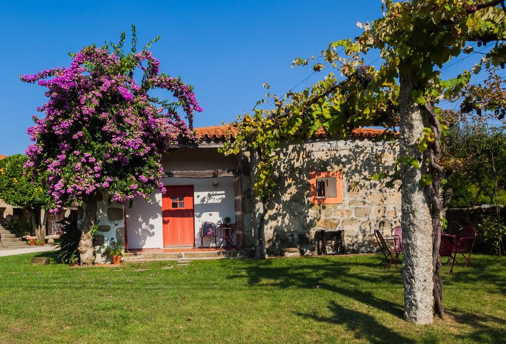1720 Quinta Da Cancela - Winery & Farmhouse ギマランイス エクステリア 写真